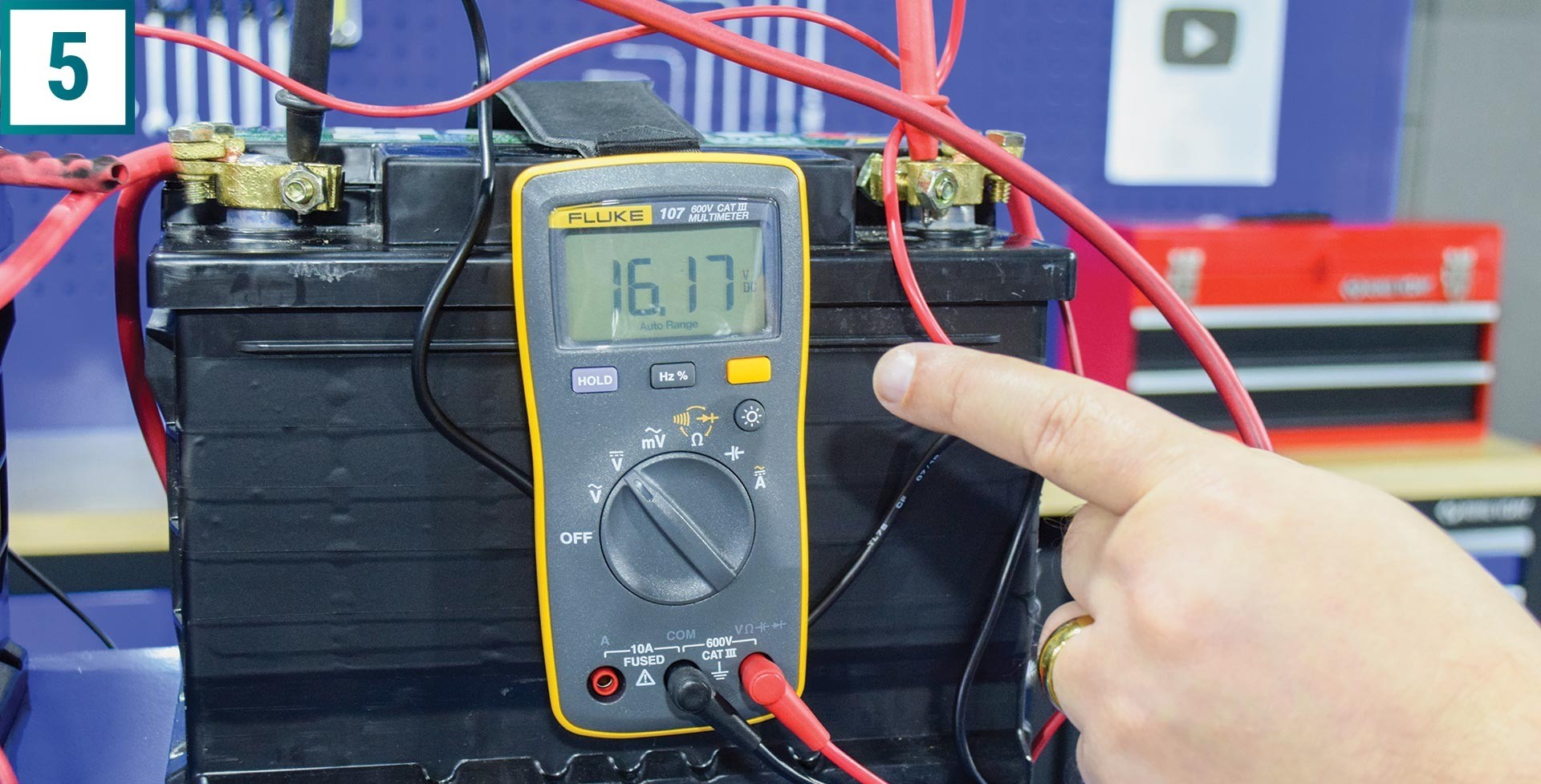 Erros comuns na instalação de baterias para caminhões