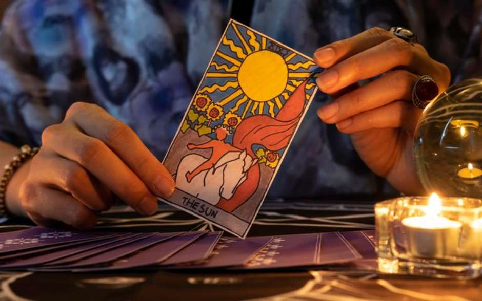 Descubra o que o tarot do destino revela para você